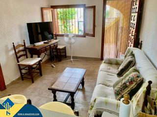 Appartement à Los Europeos. Apartamento con patio, en la provincia de alicante, en la ciudad