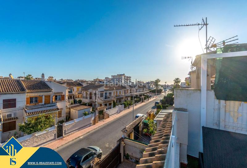 Foto 207d6f52-2f8f-462b-9d35-e1f3903f925d. Reihenhaus mit heizung pool in Aguas Nuevas Torrevieja