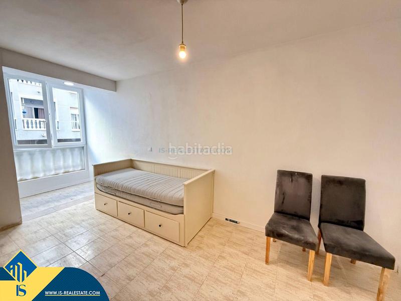 Foto 8a91a0d4-4071-4332-982f-1b8f778faa90. Piccolo appartamento con riscaldamento piscina in Torrevieja