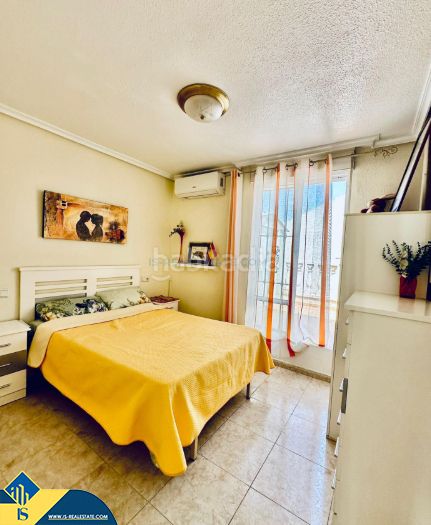 Foto 1716096f-93af-45ce-ab34-aeaf88d0d885. Casa amb aparcament piscina a nueva Torrevieja Torrevieja