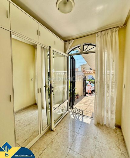 Foto 552d51fe-da83-4faf-ade7-be204ff31a89. Casa amb aparcament piscina a nueva Torrevieja Torrevieja