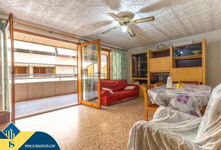 Pis a El Acequión. Apartamento para reformar, en la provincia de alicante, en la ci