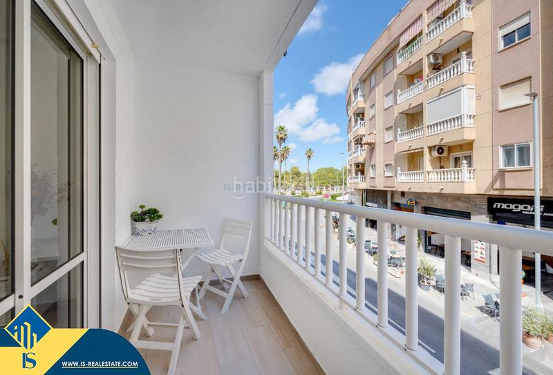 Foto 18fb1eda-768f-4284-8ec1-28bc8fb87510. Apartamento  renovado con piscina comunitaria, en la provincia de alicante, en la ciudad . 1 habitación | 55 m² | 700 en Torrevieja