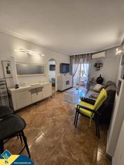 Apartament a Antonio Machado. Apartamento renovado con piscina comunitaria, en la provincia de