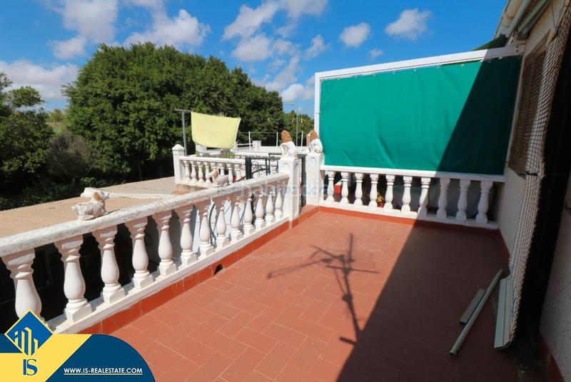 Foto 2fb40a3e-a20b-47c3-aeeb-ad800e6226c9. Maison avec parking dans Playa de los Náufragos Torrevieja