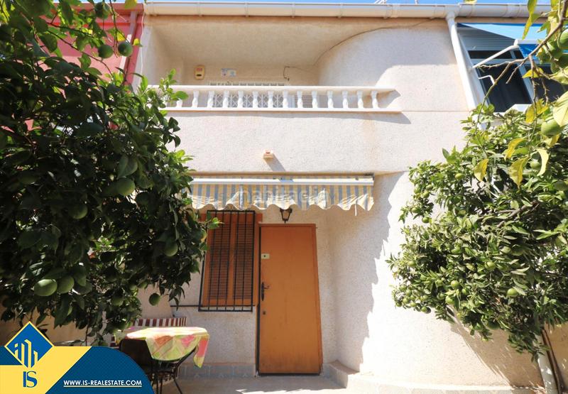 Foto 4c707921-d952-41aa-9b55-14712c8da5fe. Maison avec parking dans Playa de los Náufragos Torrevieja