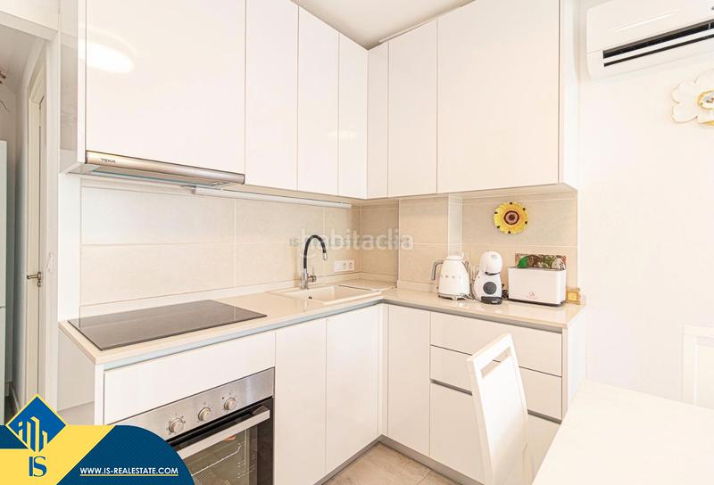 Foto 0b3aad9d-fdd0-4395-a9ac-494e363a5da9. Duplex with heating parking in nueva Torrevieja Torrevieja