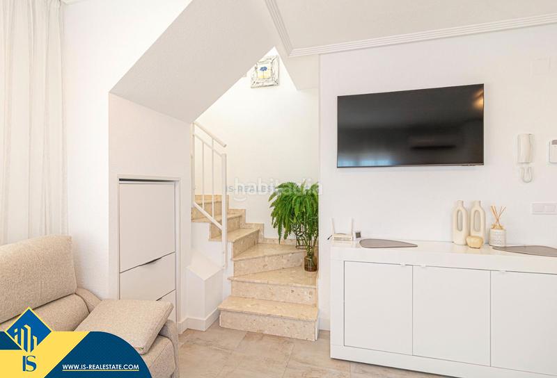 Foto 7fa846bf-af36-4583-85e9-7475f829ec61. Duplex with heating parking in nueva Torrevieja Torrevieja