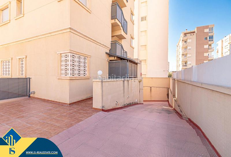 Foto 920a258b-ff76-48ce-a3ad-31fdd03dc266. Duplex with heating parking in nueva Torrevieja Torrevieja