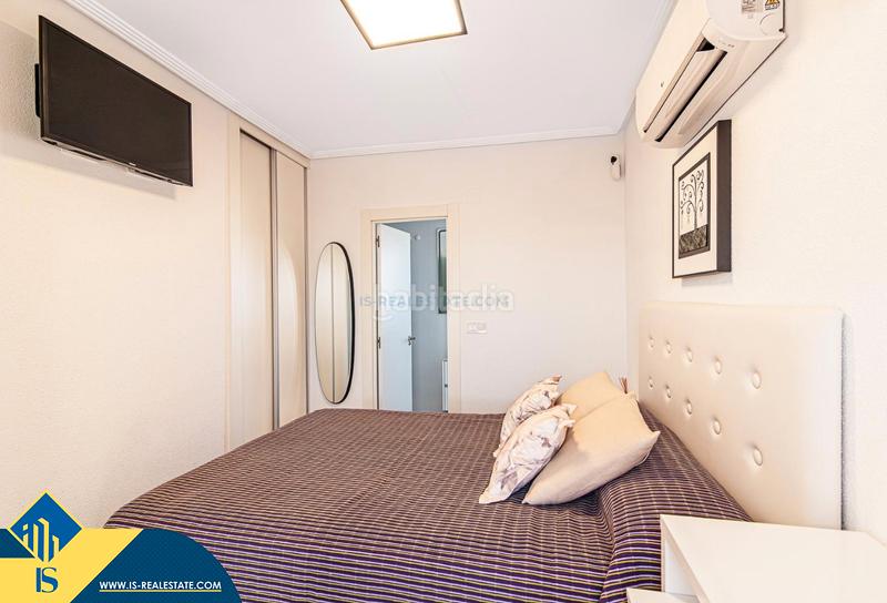 Foto 960d744b-8152-4b0b-8422-273448b4fd0d. Duplex with heating parking in nueva Torrevieja Torrevieja