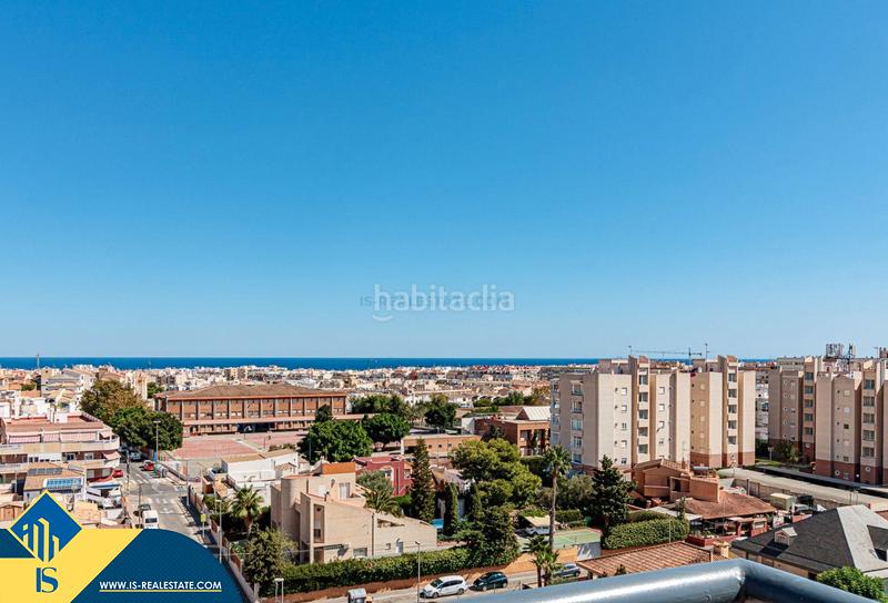 Foto 96f5e2ce-b436-4217-9425-92fe90ce74b8. Duplex with heating parking in nueva Torrevieja Torrevieja