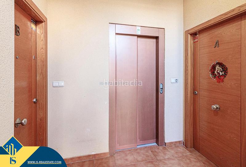 Foto c4db2a42-0b48-4d8d-8d7f-2013cd8b48b4. Duplex with heating parking in nueva Torrevieja Torrevieja