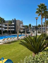 Appartement à Playa Flamenca. Apartamento con piscina comunitaria, en la provincia de alicante
