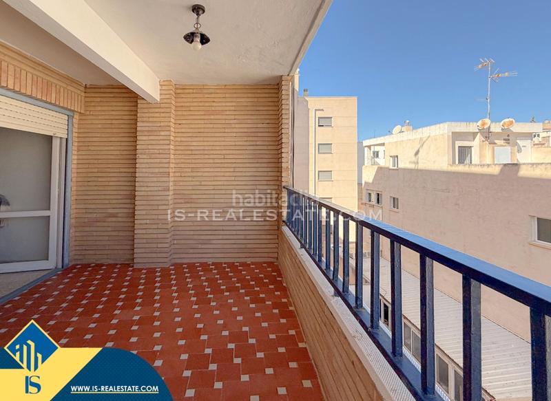 Foto 9486292a-ac00-4306-a502-6671dd51676c. Piccolo appartamento con riscaldamento in Las Piscinas Naturales Torrevieja