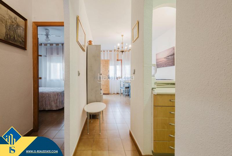 Foto 897ba97e-26e0-4415-ad69-5e860475d7d0. Casa bungalow con piscina comunitaria, en la provincia de alicante, en la ciudad , en la zona de Playa de los Náufragos. 3 en Torrevieja