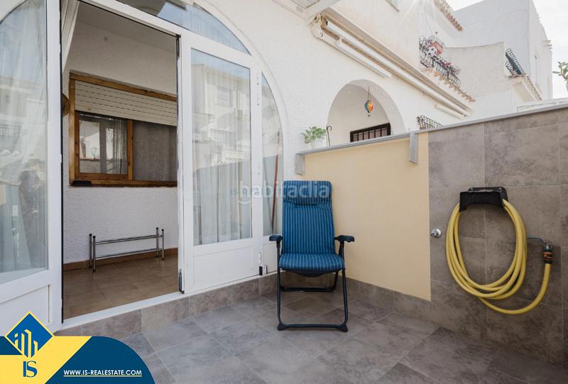 Foto c91645d3-7542-4c94-aa26-3e2546ad2cf6. Casa bungalow con piscina comunitaria, en la provincia de alicante, en la ciudad , en la zona de Playa de los Náufragos. 3 en Torrevieja