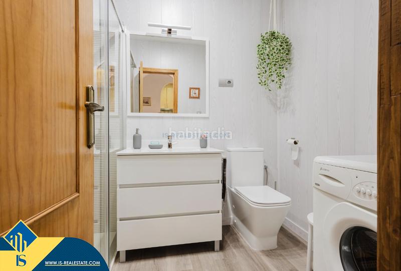 Foto d33b25ce-ad0c-4498-8443-7f63f4bda63d. Casa bungalow con piscina comunitaria, en la provincia de alicante, en la ciudad , en la zona de Playa de los Náufragos. 3 en Torrevieja