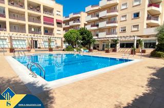 Pis a Aguamarina. Apartamento con piscina comunitaria, en la provincia de alicante