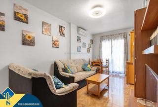 Apartament a Parque de las Naciones. Apartamento con piscina comunitaria, en la provincia de alicante