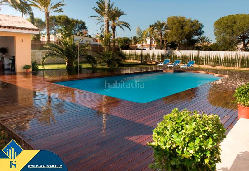 Foto 14f91f37-ed0d-4734-8b3e-5d5039b559c9. Chalet mit parking pool in Cabo Roig Orihuela