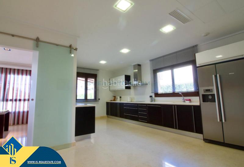 Foto 29d8d956-1600-4757-b24c-095ec29e0e22. Chalet mit parking pool in Cabo Roig Orihuela
