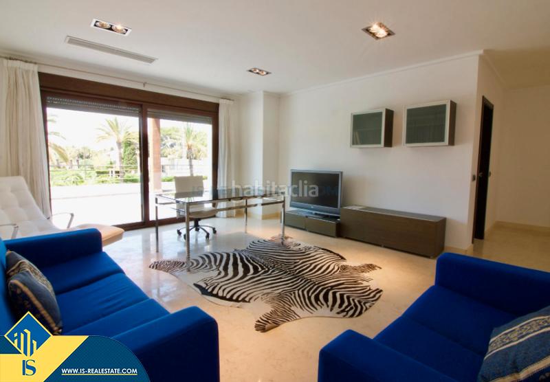 Foto de16bb9c-19db-417b-8001-3aca27631c96. Chalet mit parking pool in Cabo Roig Orihuela