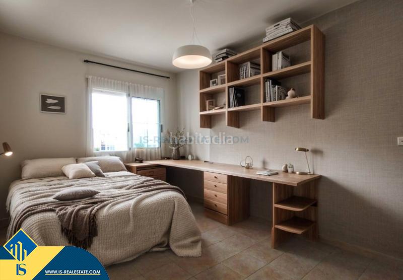 Foto da6a1eba-120c-4c67-847c-0d5b79b8e697. Chalet avec parking piscine dans Zona Carrefour - Urbanizaciones Torrevieja