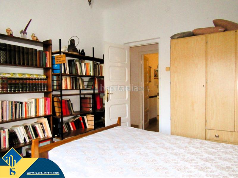 Foto e057c494-662a-457f-b8b6-09d303fe0616. Flat in Barrio del Centro Alicante