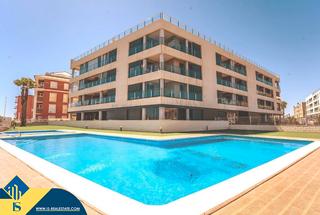 Appartement à Cañada del Molino. Apartamento con piscina comunitaria, en la provincia de alicante
