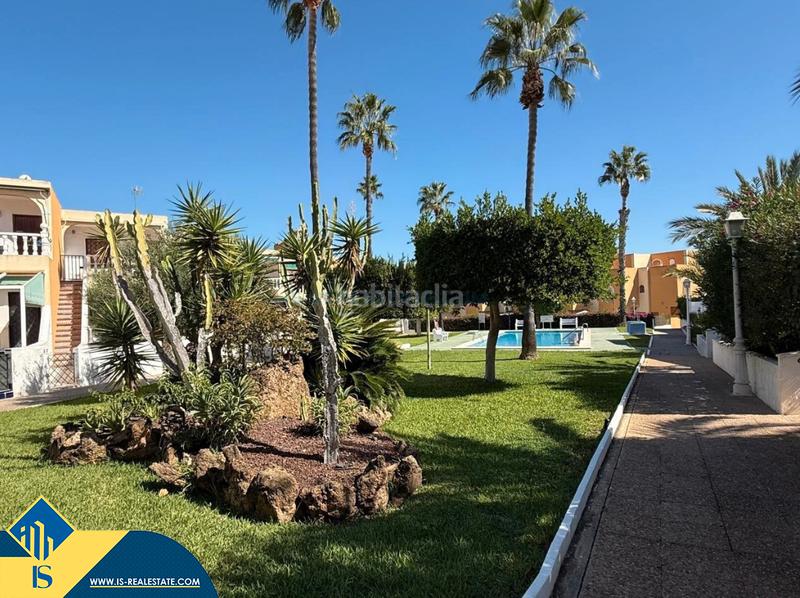 Foto 5d192f93-7f5e-4e89-b2f6-303c35c7d0b1. Apartment with heating pool in Torreblanca Torrevieja