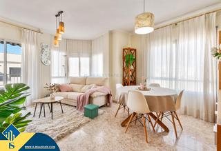 Pis a Puerto Deportivo. Apartamento con terraza, en la provincia de alicante, en la ciud