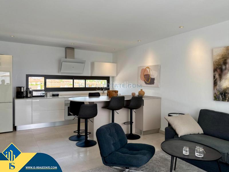 Foto 2da33b59-1cce-48c3-b76a-062457fafa6d. Attique avec parking piscine dans San Agustín Alicante