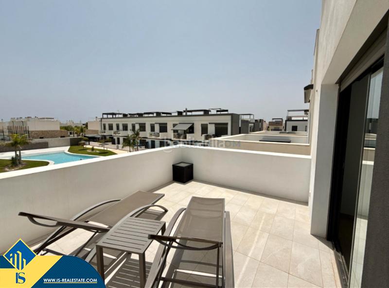 Foto 75d98ffa-95ab-4e41-8ef1-35299d2c0f2f. Attique avec parking piscine dans San Agustín Alicante