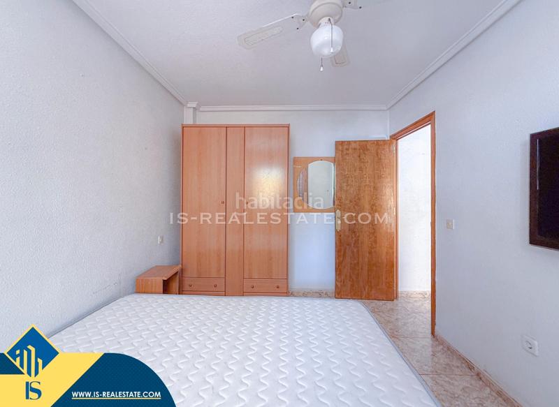 Foto 131cde11-7857-45cb-a2f7-0aaf27a764ff. Casa amb calefacció piscina a Los Europeos Torrevieja