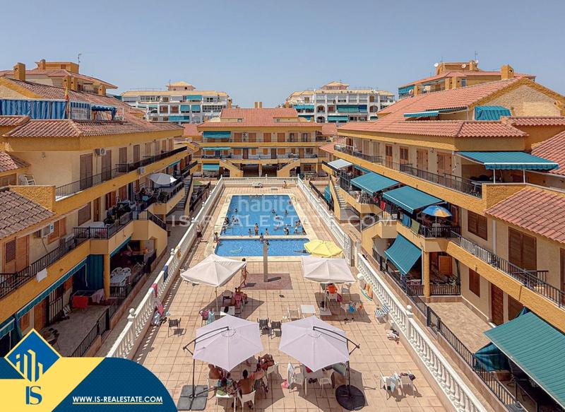 Foto d3d458c6-58cb-4f2c-b780-6d4e93e421f4. Casa amb calefacció piscina a Los Europeos Torrevieja