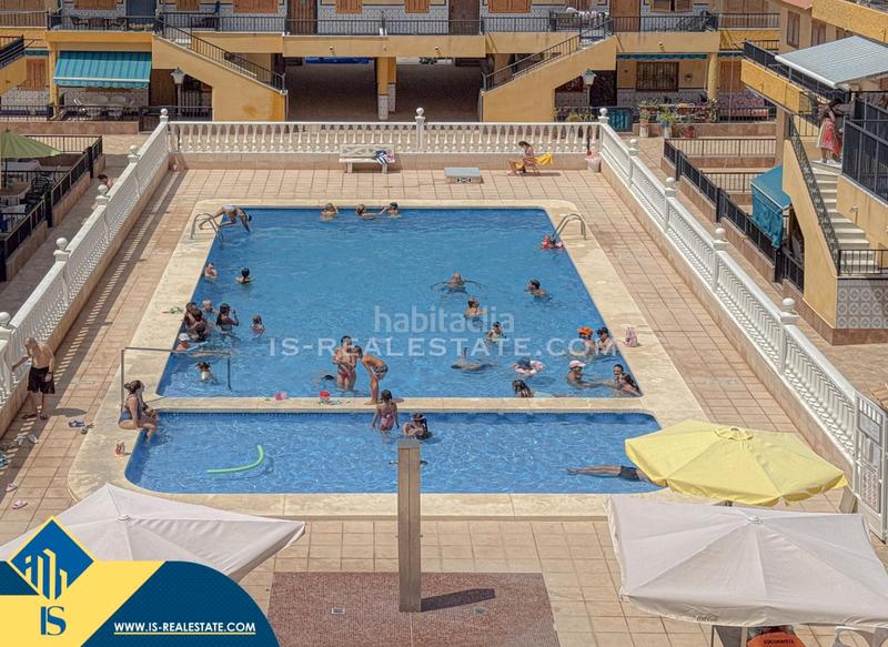 Foto ec71f135-3d59-416b-b69e-ad3f4c5ea6c6. Casa amb calefacció piscina a Los Europeos Torrevieja