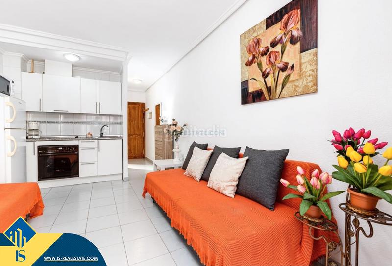 Foto 3158a5fb-749f-4793-8b16-53ec93fda654. Estudio  cerca del mar, en la provincia de alicante, en la ciudad . 1 habitación | 32 m² | 600 metros del mar en Torrevieja