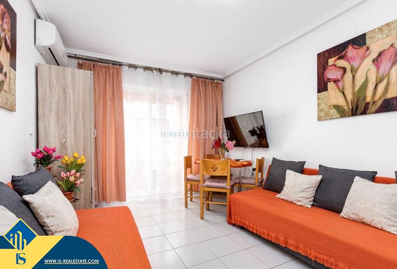 Foto d91a00a2-a0ff-4e44-a75b-def278501ddf. Estudio  cerca del mar, en la provincia de alicante, en la ciudad . 1 habitación | 32 m² | 600 metros del mar en Torrevieja