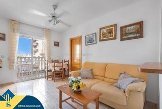 Apartament a Zona Playa de los Locos. Apartamento con terraza, en la provincia de alicante, en la ciud