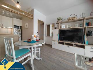 Apartament a Los Europeos. Apartamento con terraza, en la provincia de alicante, en la ciud