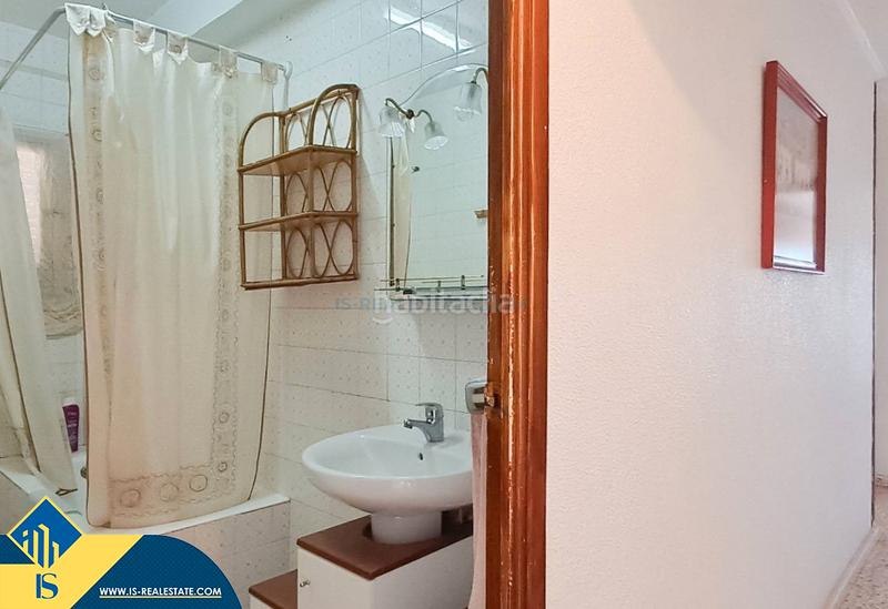 Foto 985f97dc-a853-4c25-bcf2-32348ba9fc19. Pis a Playa de los Náufragos Torrevieja