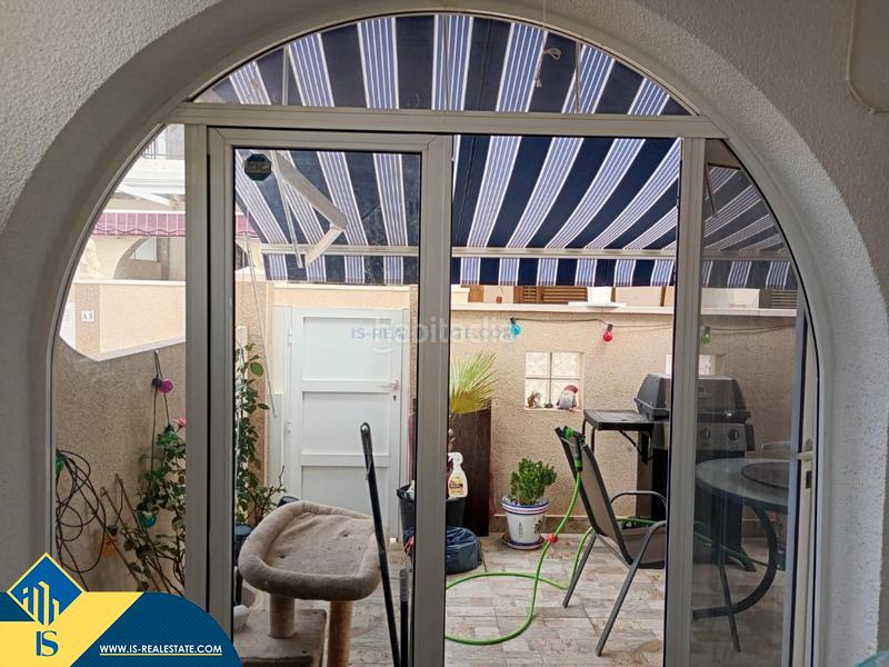 Foto bae7b3a4-274f-4a21-852c-f56f39780252. Haus mit heizung parking pool in Zona Carrefour - Urbanizaciones Torrevieja