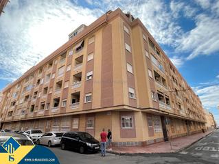 Apartament a Parque de las Naciones. Apartamento con piscina comunitaria, en la provincia de alicante