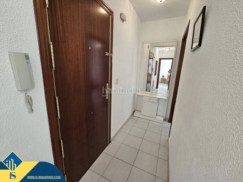 Foto 058daec0-2188-44f7-bf93-63dc71396017. Ático  con terraza, en la provincia de alicante, en la ciudad . 1 habitación | 55 m² | 450 metros del mar en Torrevieja