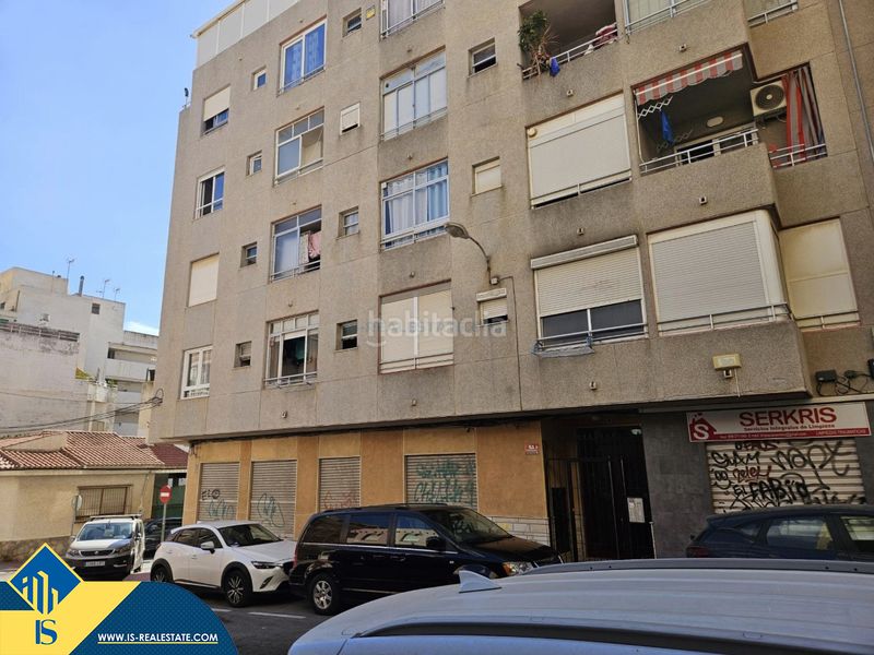 Foto 501d62a2-6b4d-417a-9d83-7c5a03ee978b. Ático  con terraza, en la provincia de alicante, en la ciudad . 1 habitación | 55 m² | 450 metros del mar en Torrevieja
