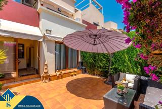 Chalet en Parque Acuático - Sector 25. Villa con piscina comunitaria, en la provincia de alicante, en l