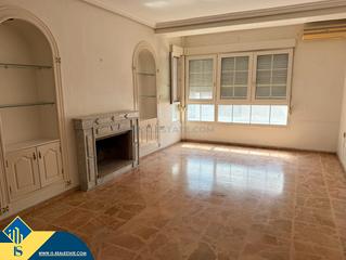 Pis a Centro - Muelle Pesquero. Apartamento con terraza, en la provincia de alicante, en la ciud
