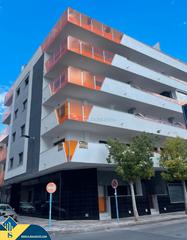Appartement à Las Piscinas Naturales. Apartamento con piscina comunitaria, en la provincia de alicante