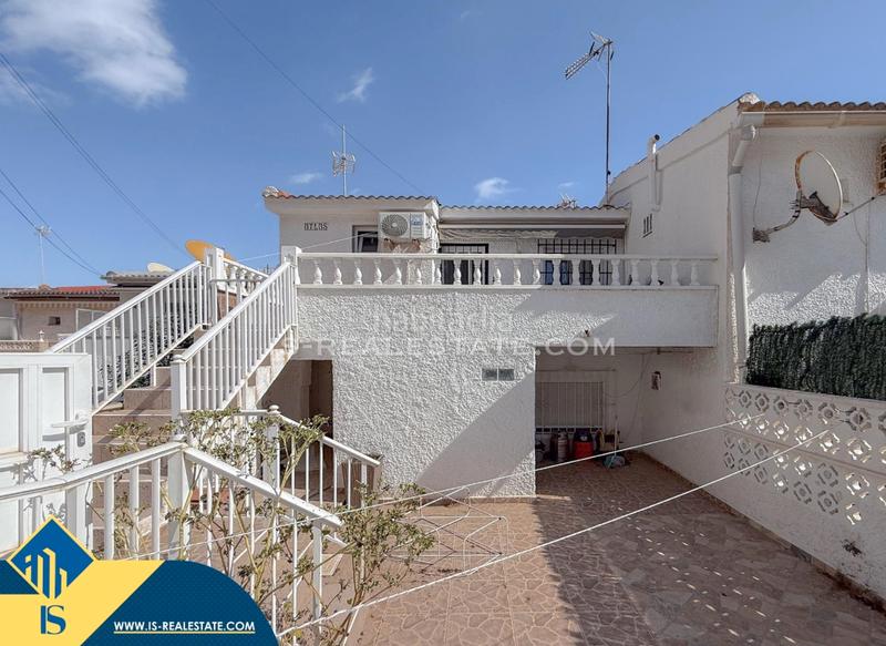 Foto 410d45eb-e821-4047-bf26-a1e91463183e. Haus mit heizung in Cabo Cervera Torrevieja