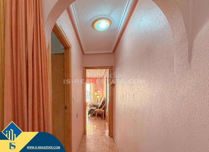 Foto 096d60a3-b0fe-4b8f-aa29-afc9e11fa414. Apartament amb calefacció aparcament a Antonio Machado Torrevieja